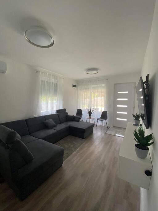 Villa Lipi - Home Away From Home Balatonszárszó Zewnętrze zdjęcie